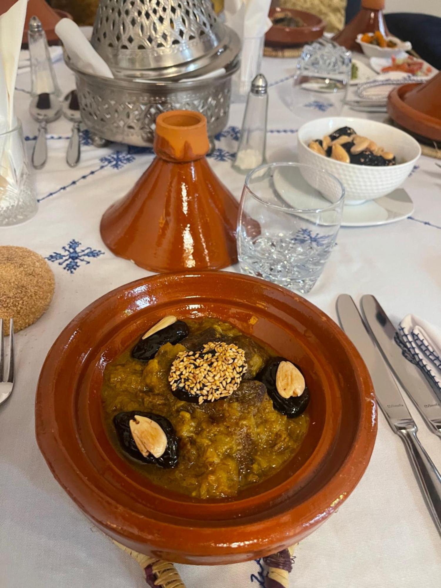 Riad Meyssane Fez Bagian luar foto