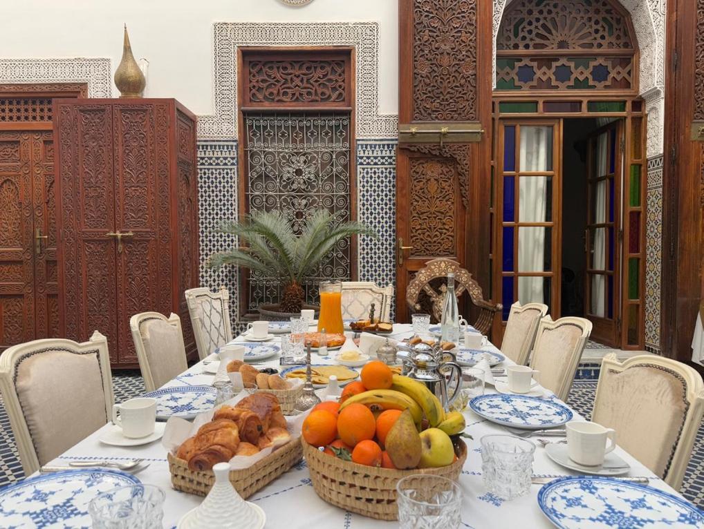 Riad Meyssane Fez Bagian luar foto
